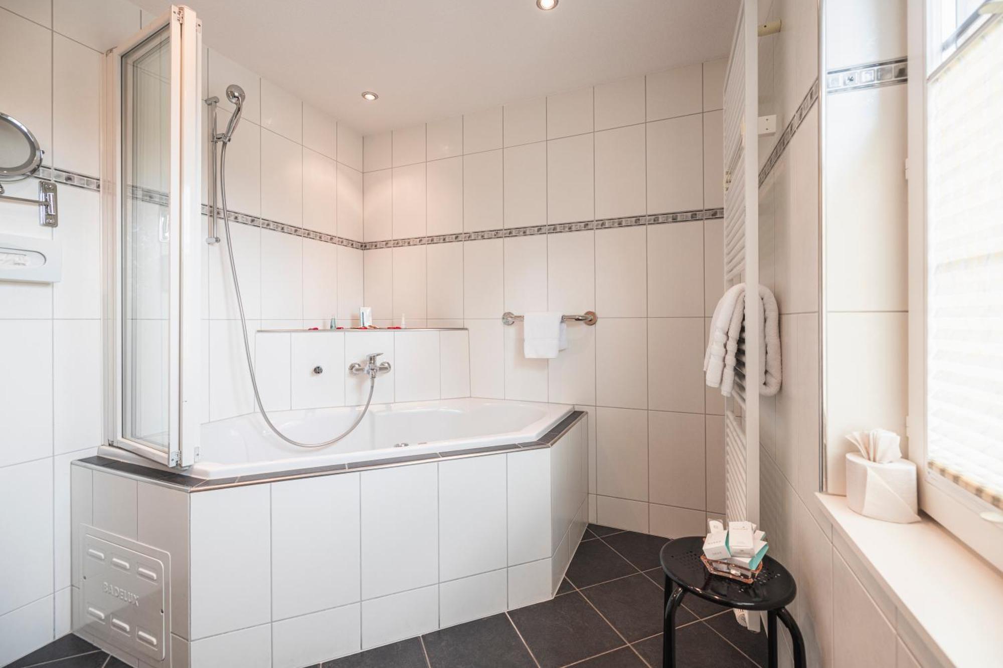 וואלנסטאט Hotel Seehof Superior מראה חיצוני תמונה